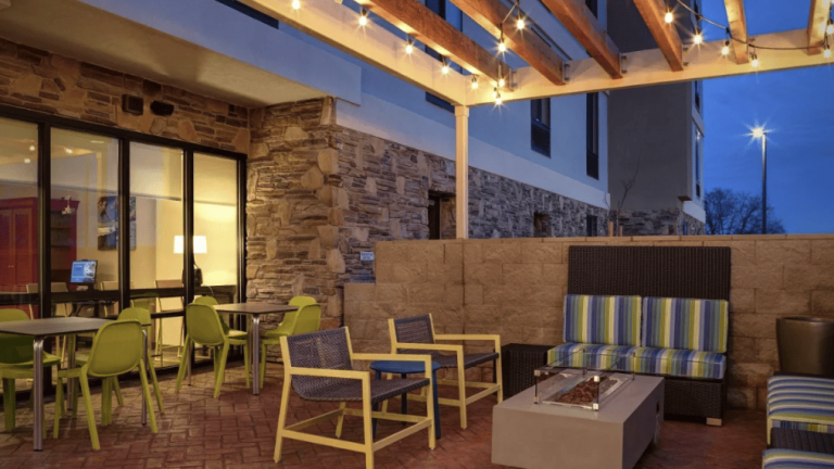 Home2 Suites by Hilton Redding